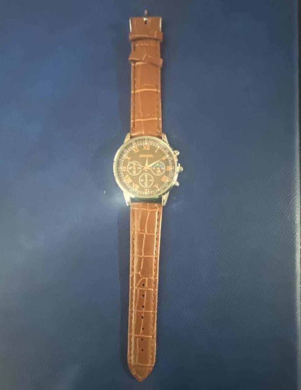 GENEVA Men's Watch Two Piece Leather Strap Roman Numerals In Brown Tones